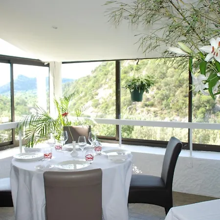 & Restaurant Les 3 Barbus 酒店 昂迪兹