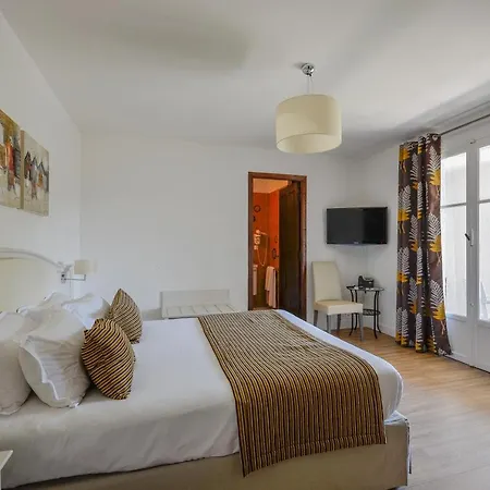 Hôtel&restaurant Les 3 Barbus Hotel 4*